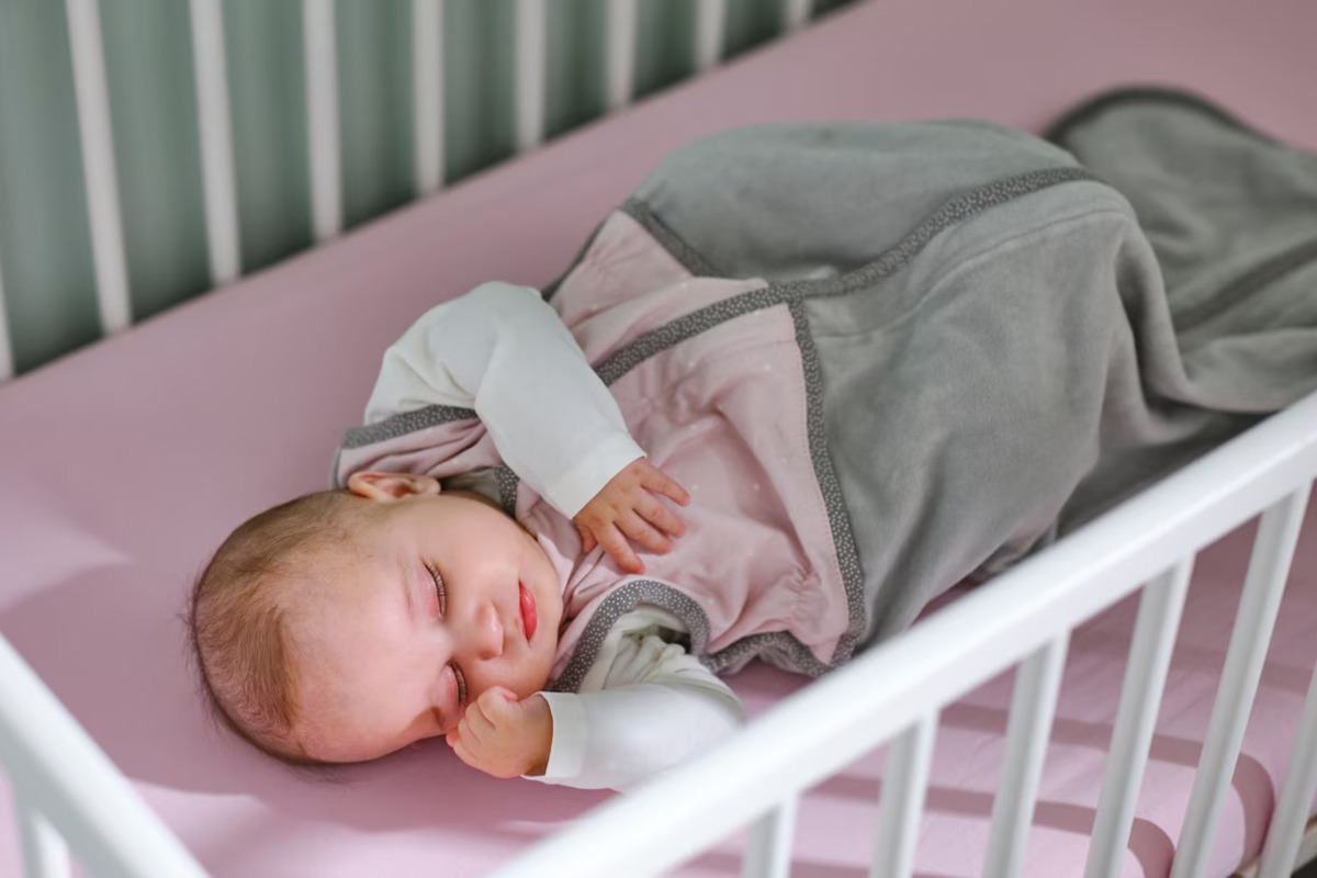 نکات مهمی که هنگام خرید سرویس خواب نوزاد باید به آنها توجه کنید!
