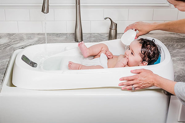 حمام کردن نوزاد به هدف خواب بهتر