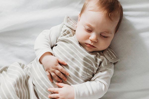 سندروم مرگ ناگهانی نوزاد (SIDS) 
